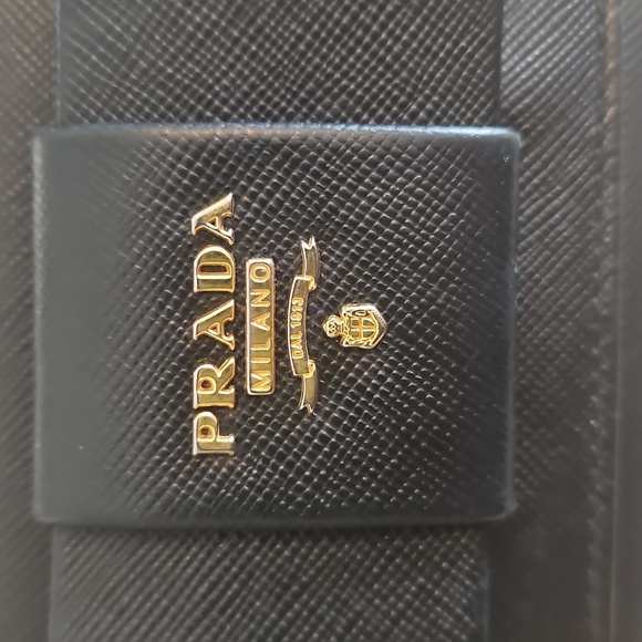 Prada Black Saffiano Leather Wallet with Gold Logo - Like New - Picture 4 of 17